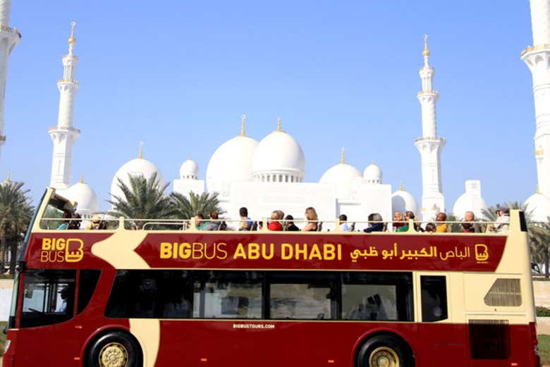 Ônibus turístico de Abu Dhabi