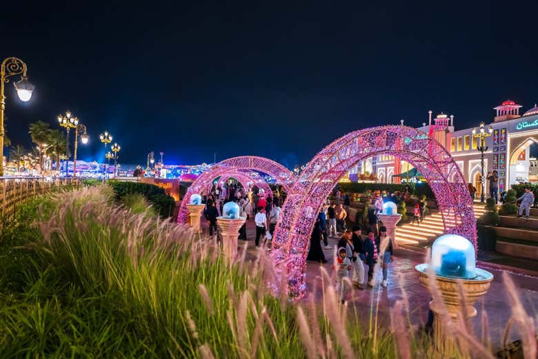 Global Village à noite