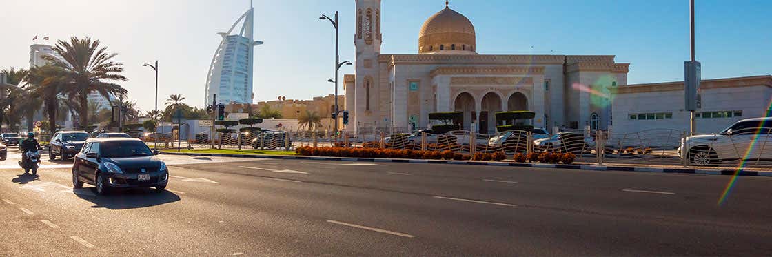 Alugar um carro em Dubai