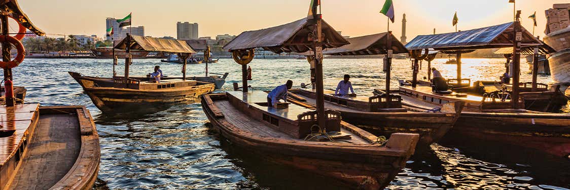 Passeio de barco por Dubai